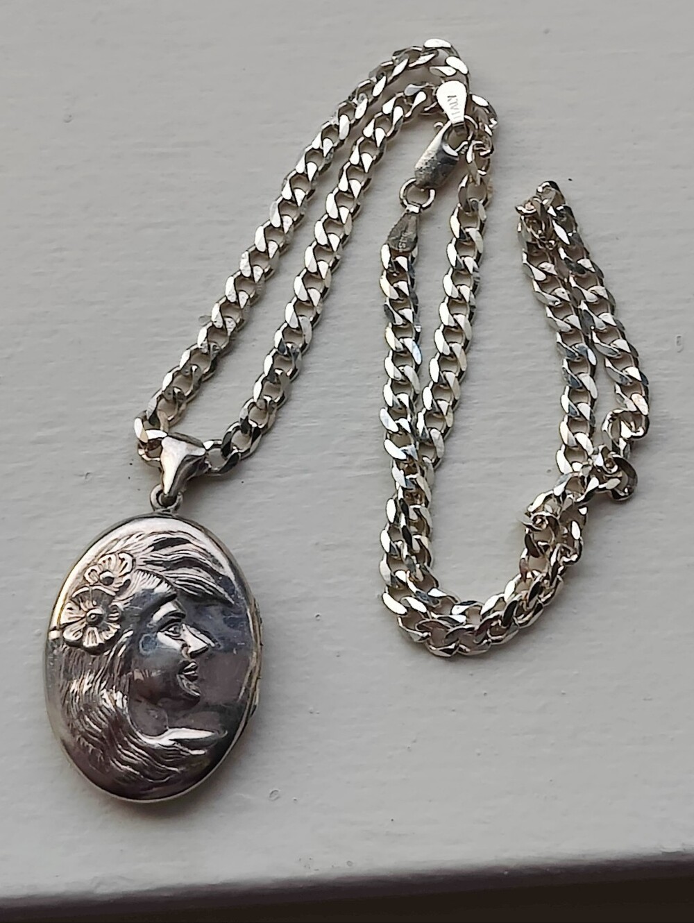 Vintage Heavy sterling Art Nouveau Goddess Locket Pendant Necklace - Picture 4 of 9